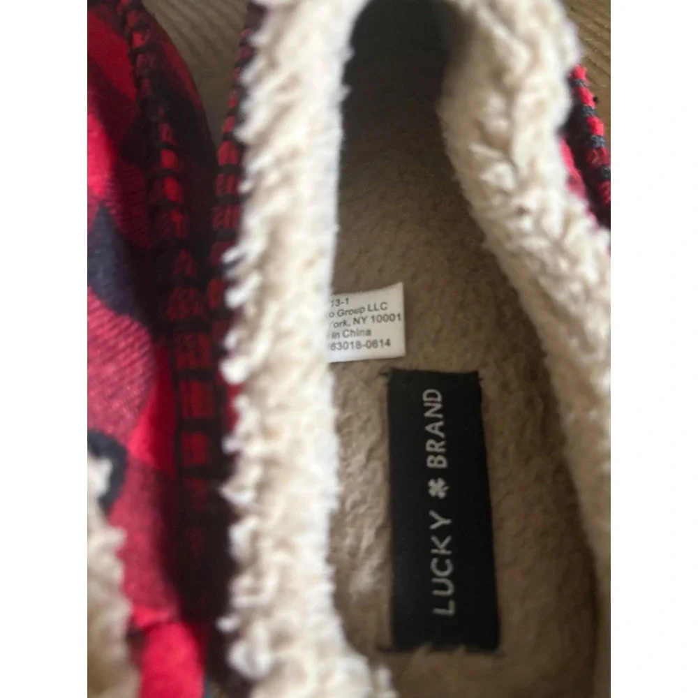 Lucky Brand Kids Buffalo Plaid Slippers Red Black Faux Fur Lined Size 13-1